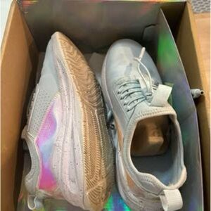 Nursing Clove shoes, lightly worn